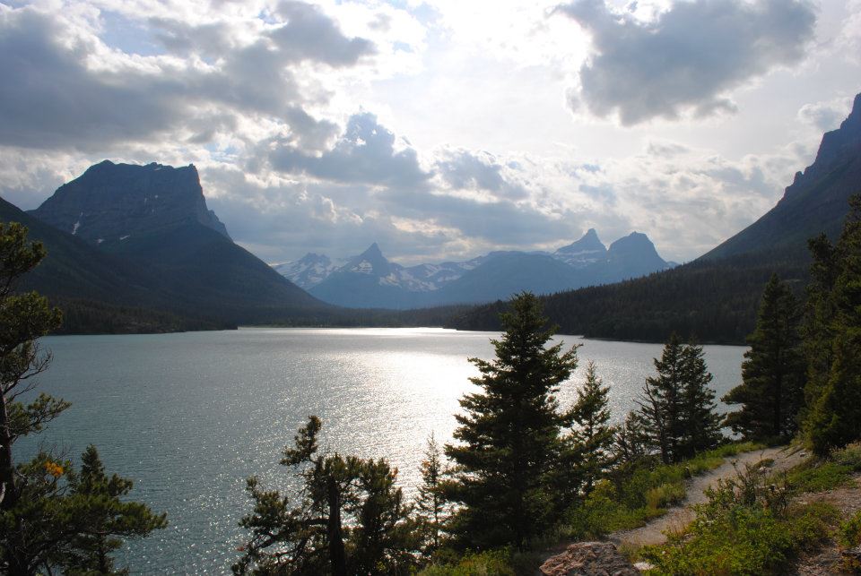 312991_2490052047382_1240261641_n