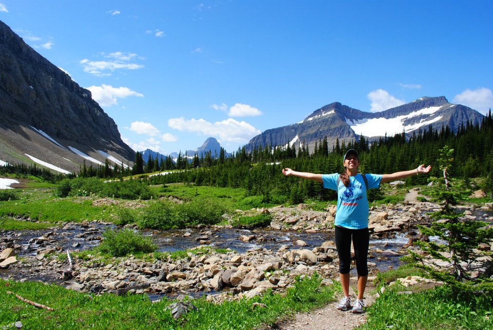 375215_2489946124734_774554968_n